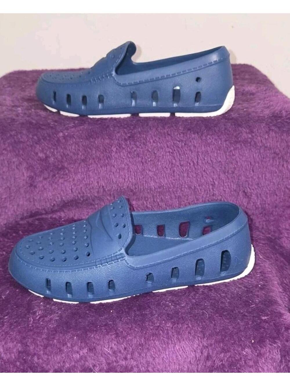 Floafers Prodigy Driver Kid's Loafers Navy Peony Slip-On Water Shoes Size C9